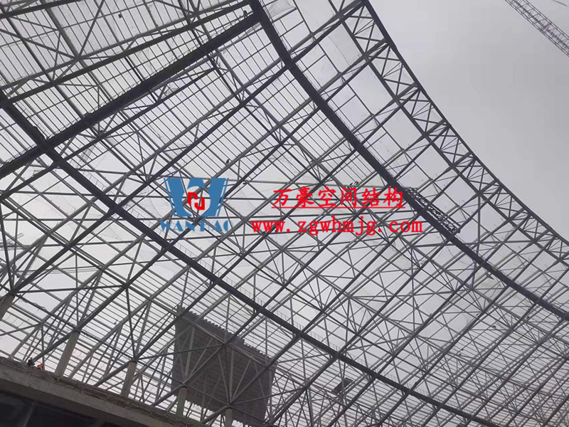 2023年亞洲杯主辦場地重慶龍興足球場異型鋼結構項目